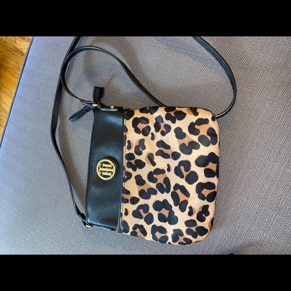 Tommy Hilfiger crossbody bag